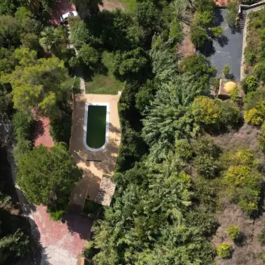 Venta de finca - cortijo en Ojén