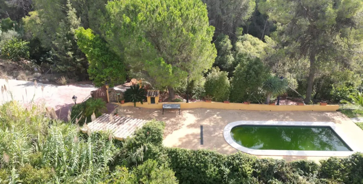 Venta de finca - cortijo en Ojén 10