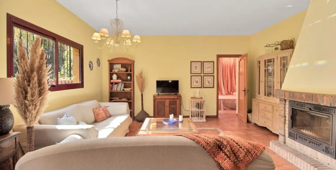 Venta de finca - cortijo en Ojén 13