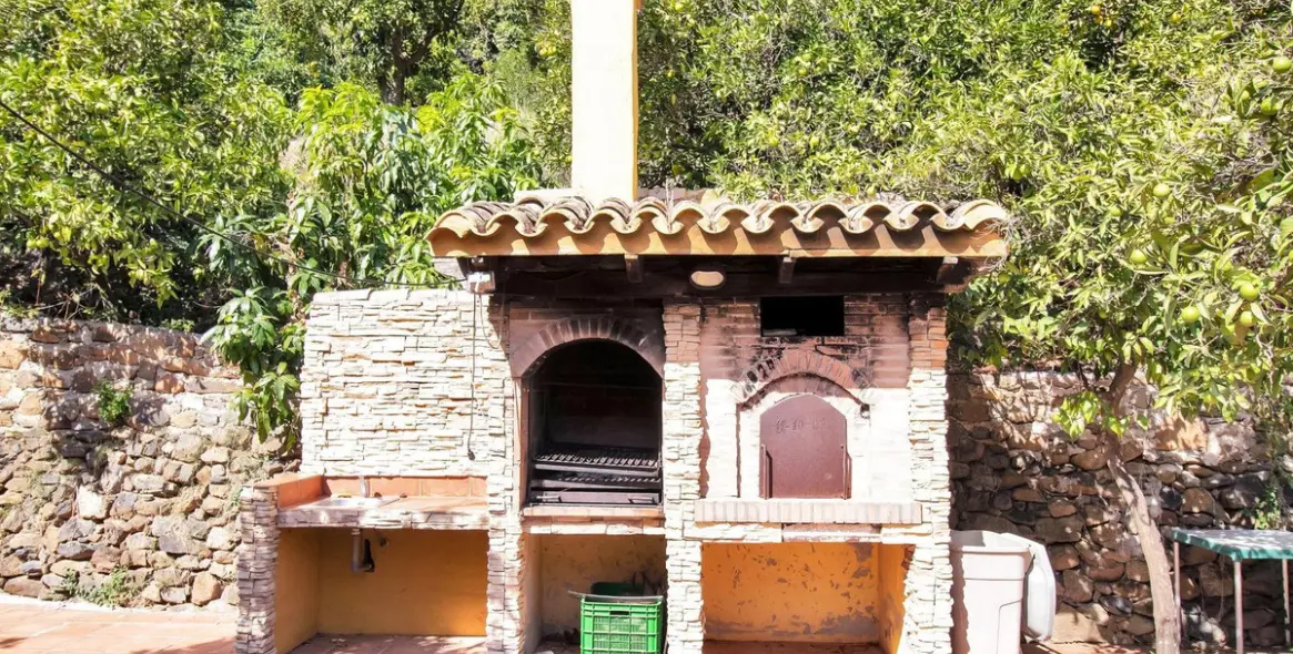 Venta de finca - cortijo en Ojén 23