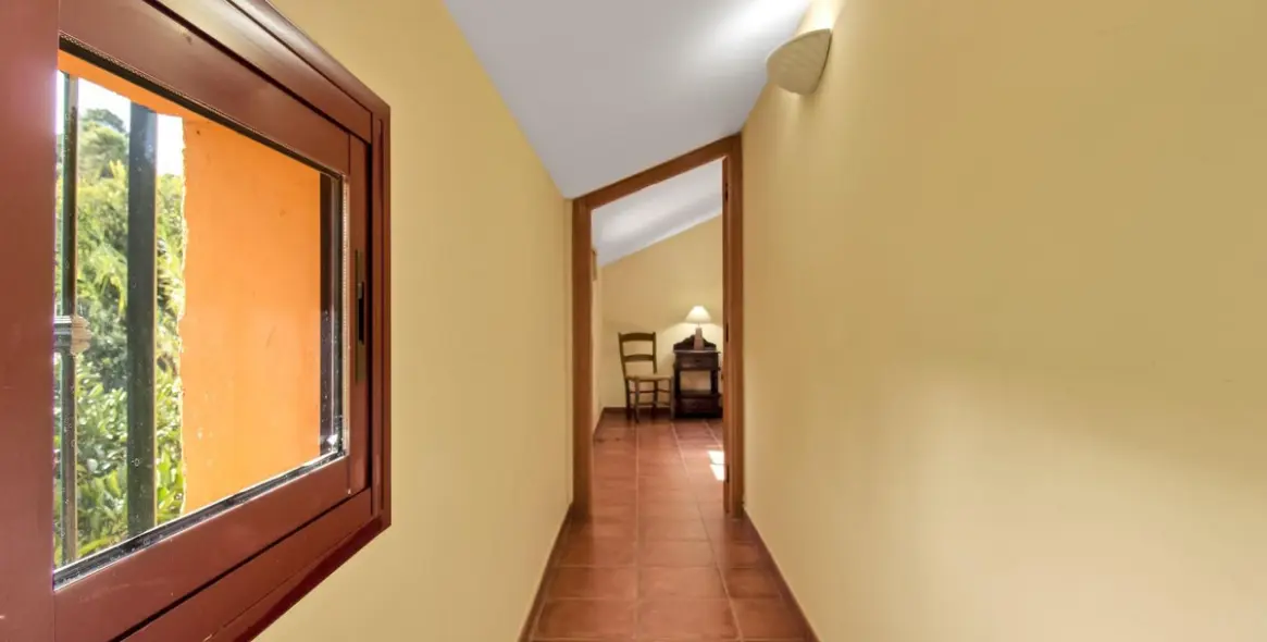 Venta de finca - cortijo en Ojén 42