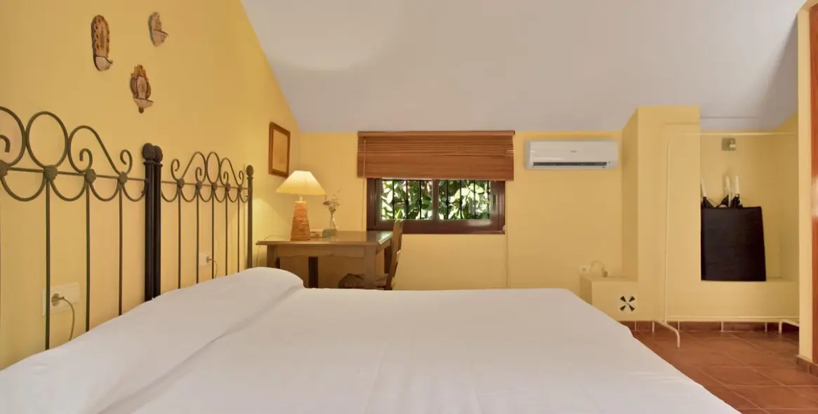 Venta de finca - cortijo en Ojén 43