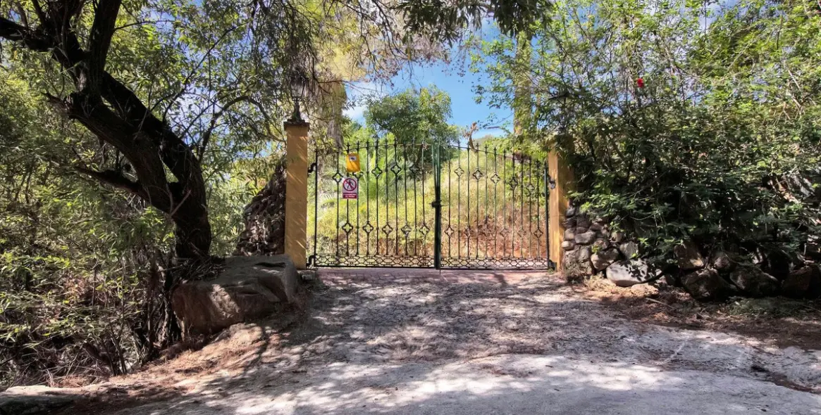 Venta de finca - cortijo en Ojén 68