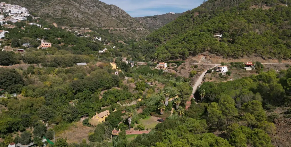 Venta de finca - cortijo en Ojén 76