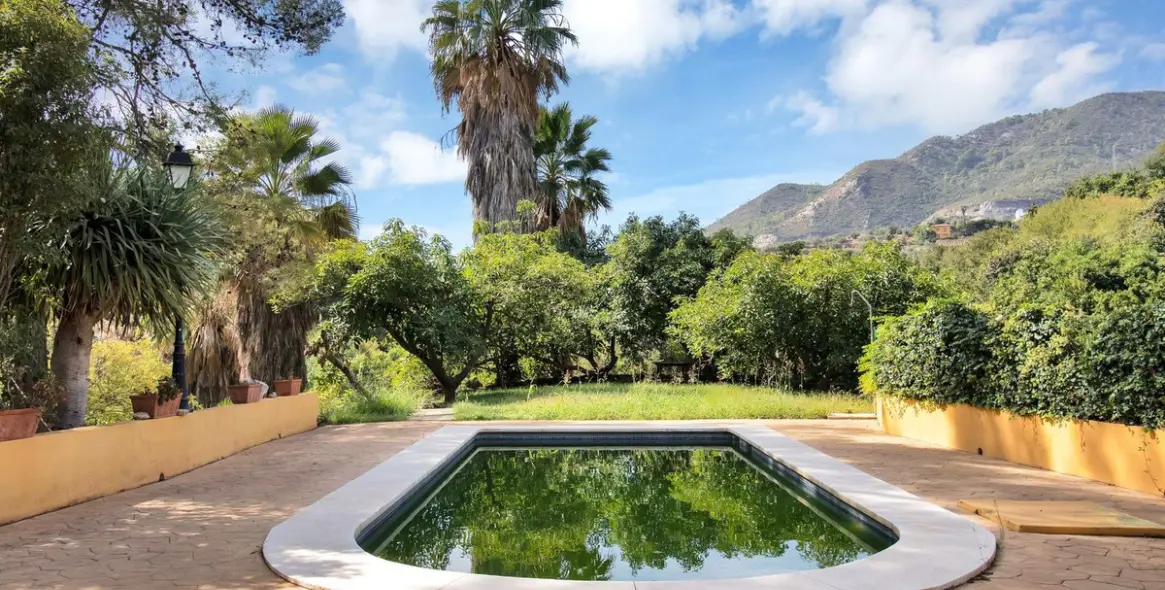 Venta de finca - cortijo en Ojén 87