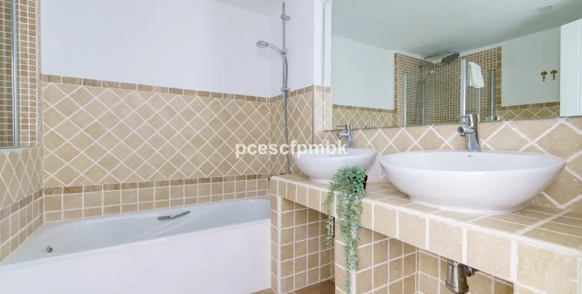 Long-term rent of townhouse in Selwo 12