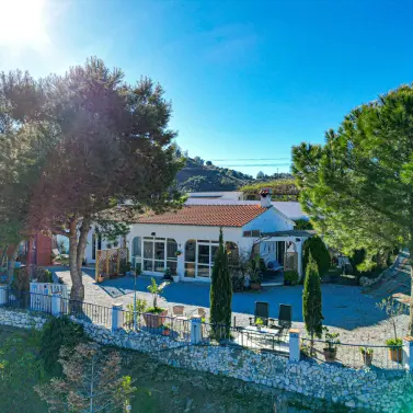 Продажа  отдельно стоящей виллы в Cómpeta