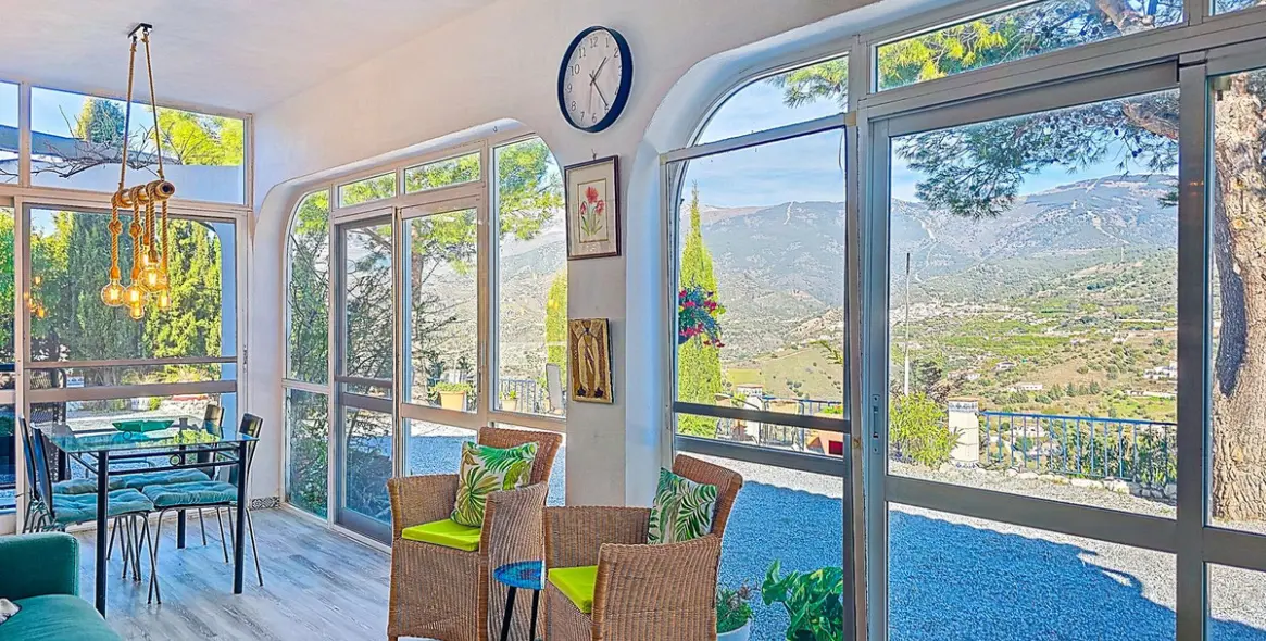 Продажа  отдельно стоящей виллы в Cómpeta 16