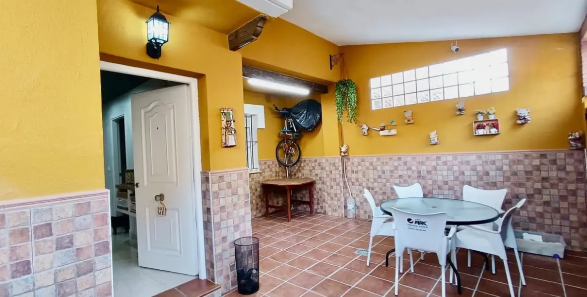 Продажа таунхауса в Alhaurín de la Torre 1