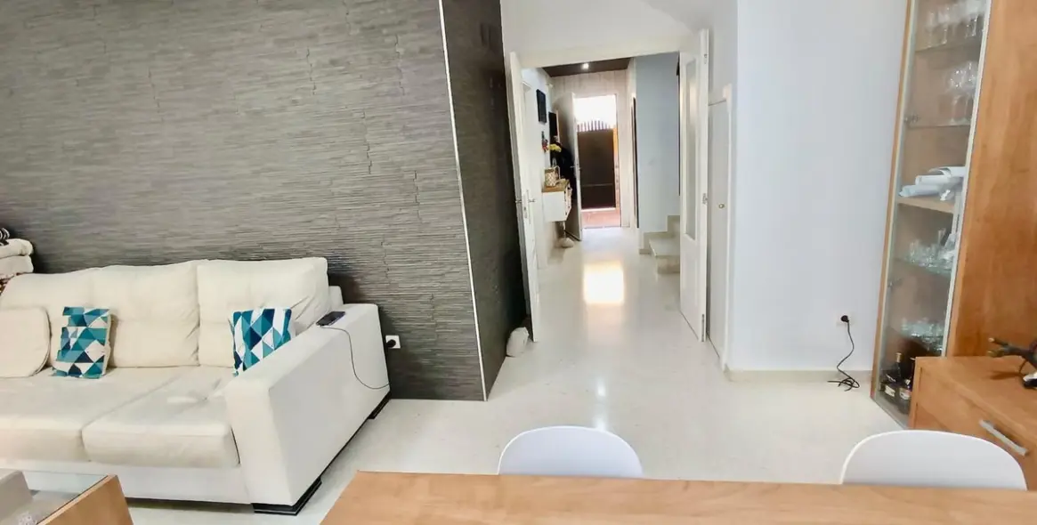 Продажа таунхауса в Alhaurín de la Torre 5