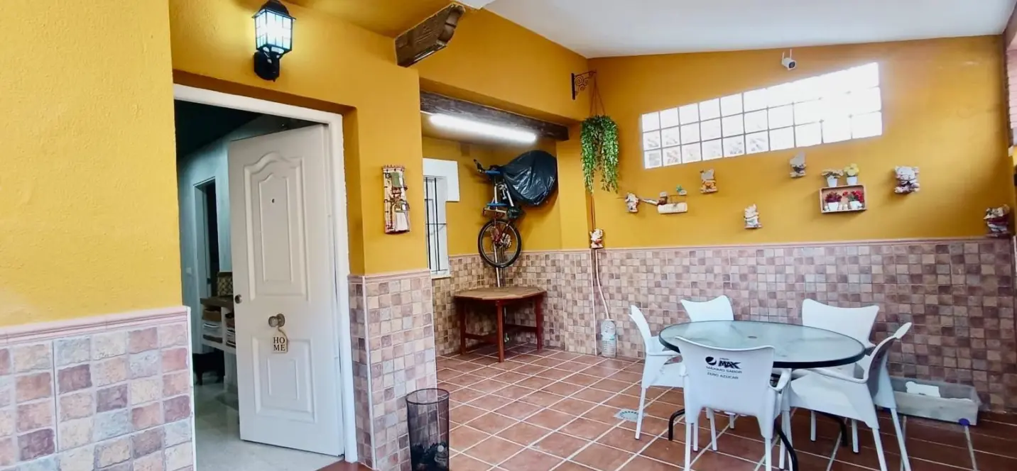 Продажа таунхауса в Alhaurín de la Torre 0