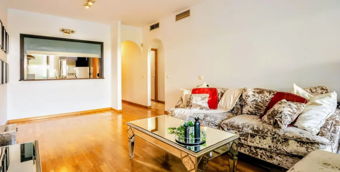 Sale of ground floor apartment in Marbella 3