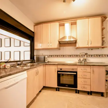 Sale of ground floor apartment in Marbella