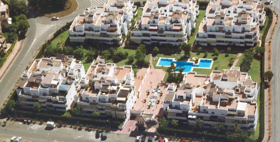 Sale of ground floor apartment in Nagüeles 24