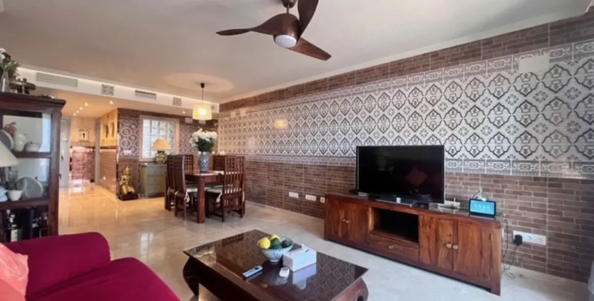 Sale of penthouse in San Pedro de Alcántara 1