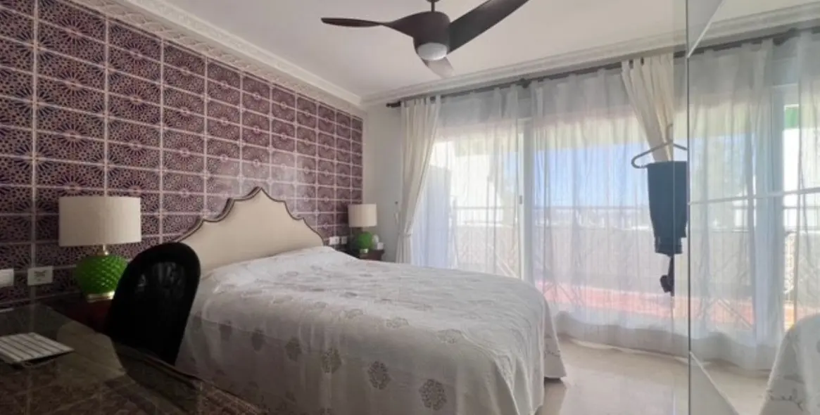 Sale of penthouse in San Pedro de Alcántara 14