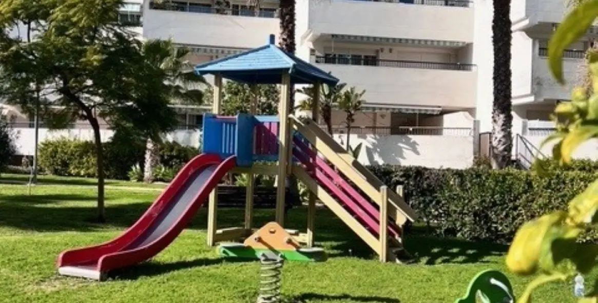 Sale of penthouse in San Pedro de Alcántara 30