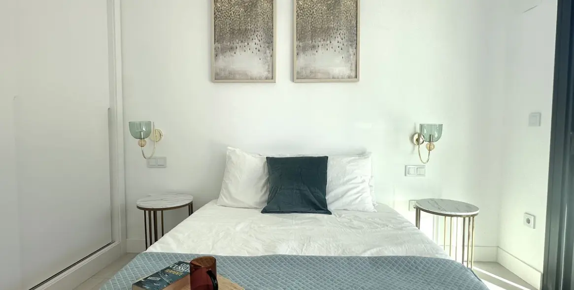 Sale of middle floor apartment in Fuengirola 33