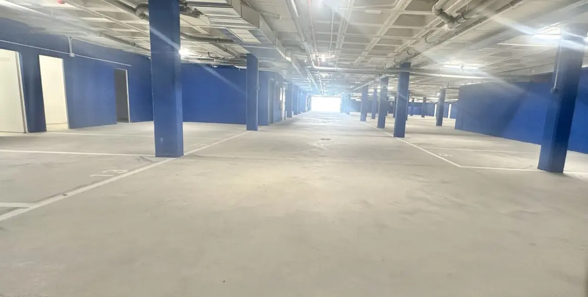 Sale of middle floor apartment in Fuengirola 37