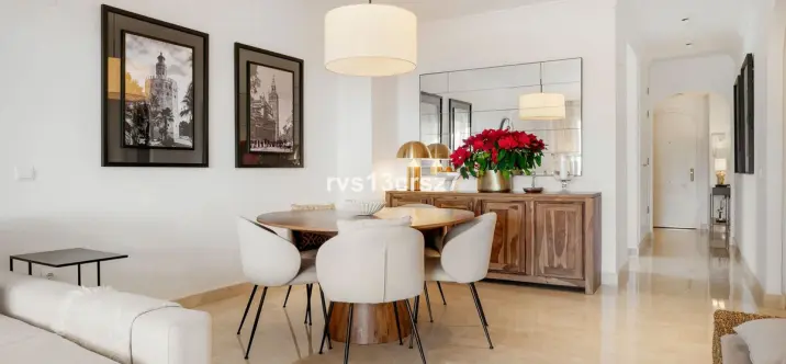 Sale of middle floor apartment in Elviria 2