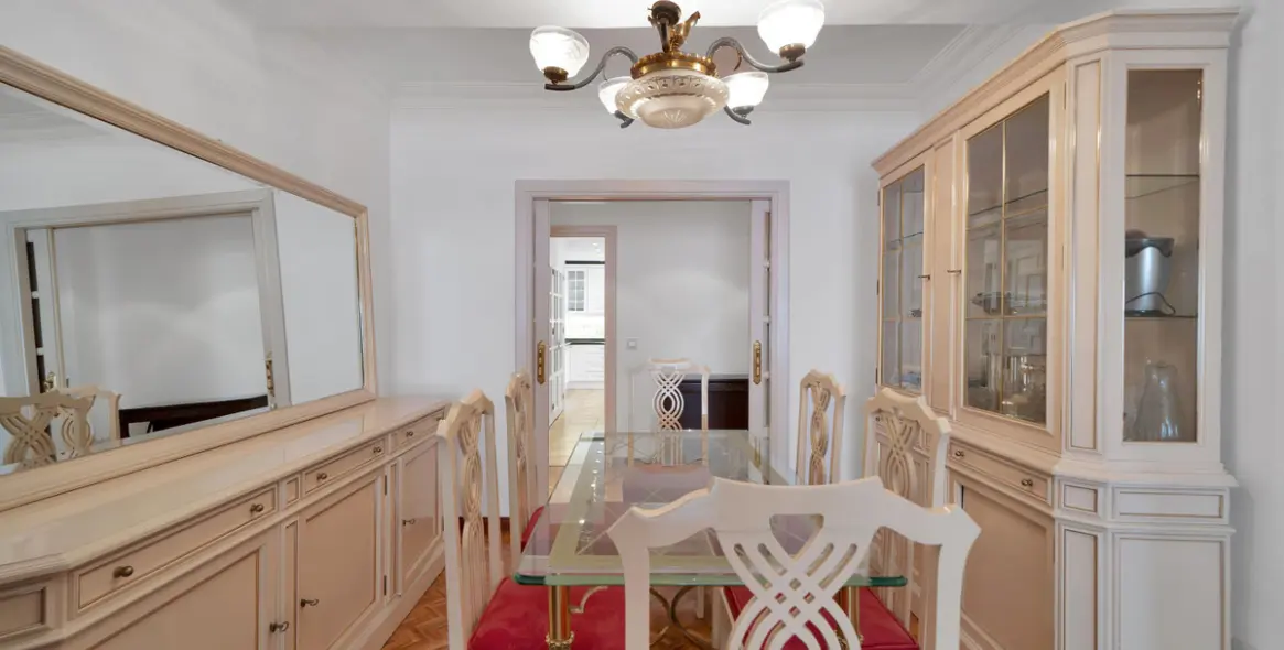 Продажа апартаментов на среднем этаже в Marbella 9