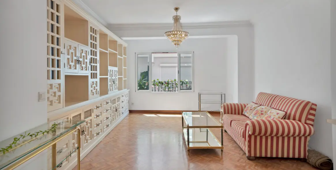 Продажа апартаментов на среднем этаже в Marbella 11