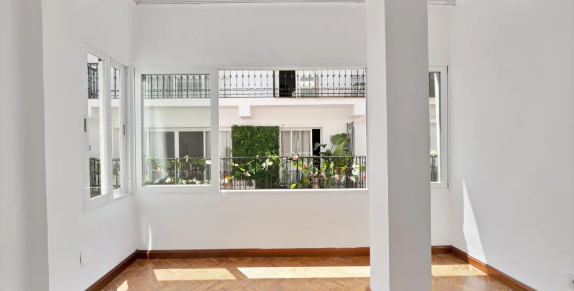 Продажа апартаментов на среднем этаже в Marbella 28