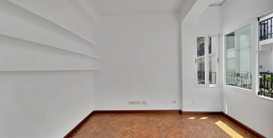 Продажа апартаментов на среднем этаже в Marbella 30