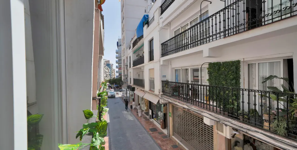 Продажа апартаментов на среднем этаже в Marbella 35