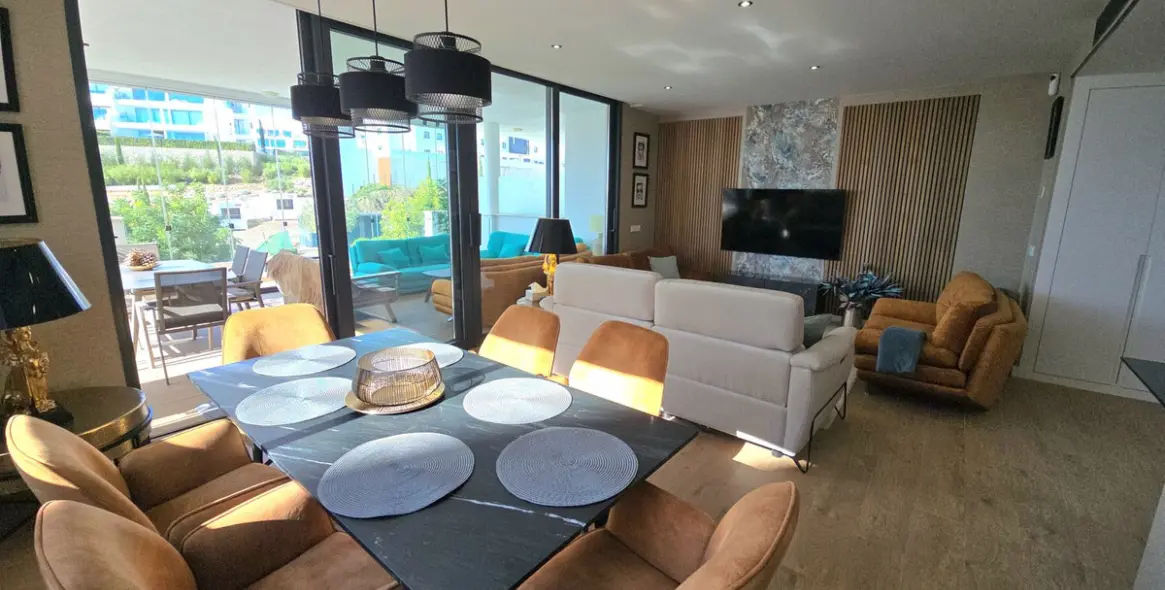 Sale of middle floor apartment in Fuengirola 5