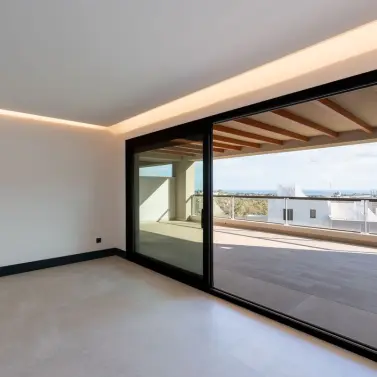 Sale of ground floor apartment in Nueva Andalucía