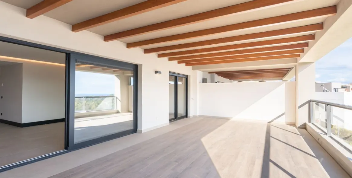 Sale of ground floor apartment in Nueva Andalucía 6