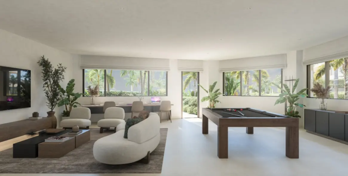 Sale of middle floor apartment in Estepona 2