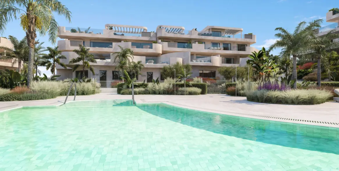 Sale of middle floor apartment in Estepona 8