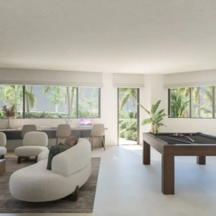 Sale of penthouse in Estepona