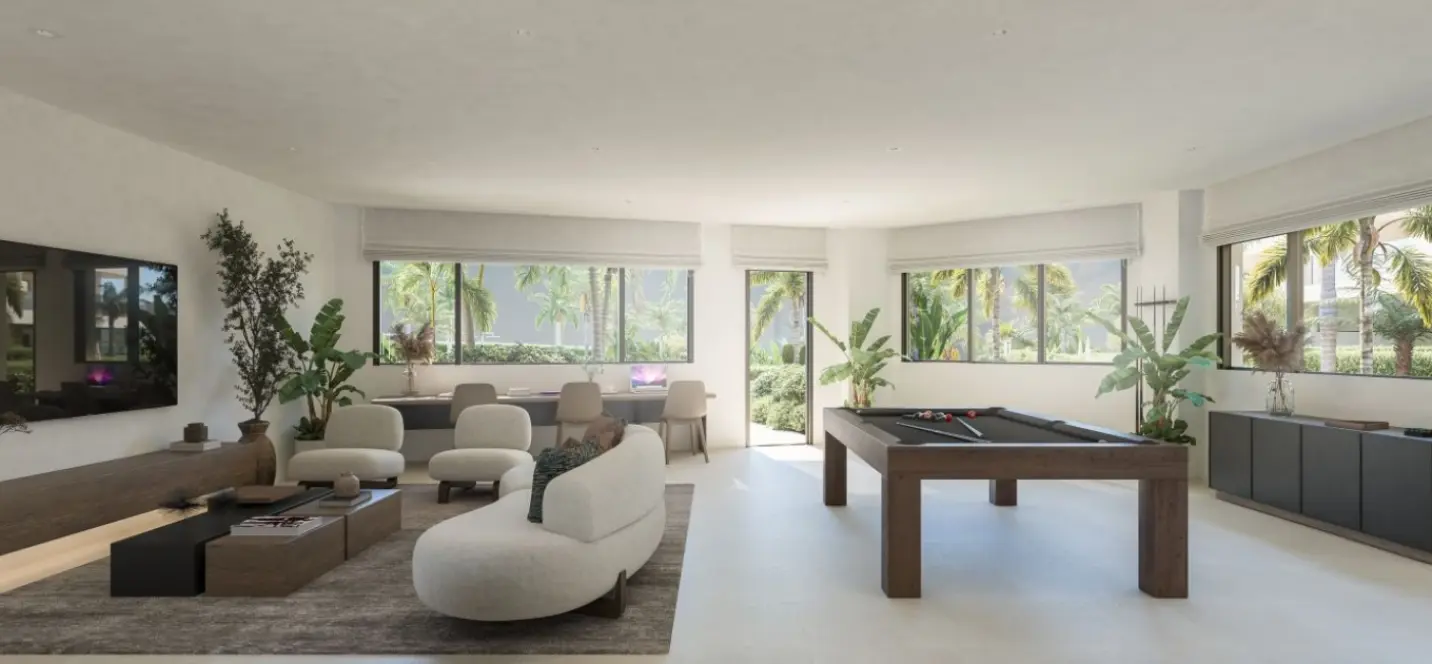 Sale of penthouse in Estepona 1