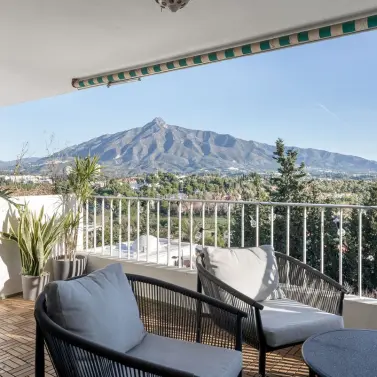 Продажа пентхауса в Nueva Andalucía