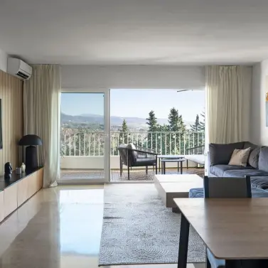 Продажа пентхауса в Nueva Andalucía