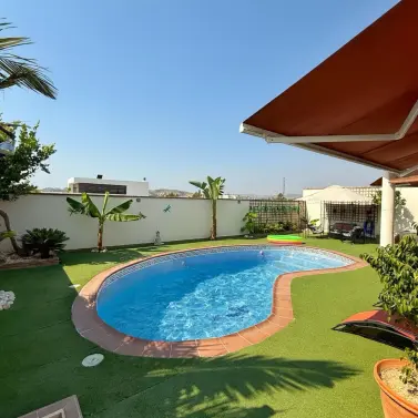 Продажа  отдельно стоящей виллы в Sierrezuela