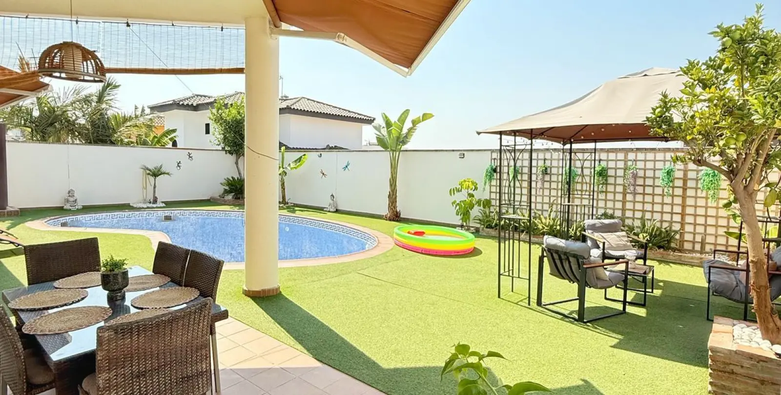 Venta de villa independiente en Sierrezuela 3