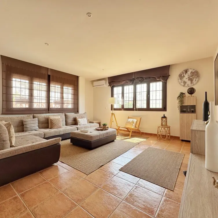 Sale of detached villa in Sierrezuela