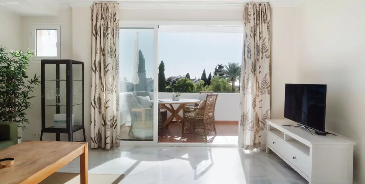 Продажа апартаментов на среднем этаже в Nueva Andalucía 5