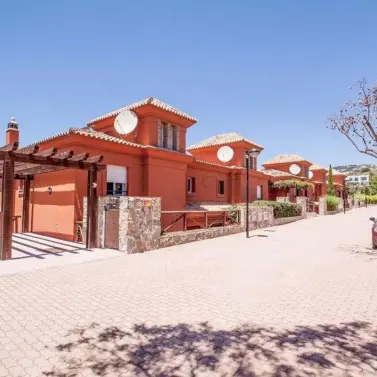 Sale of semi-detached house in Marbella