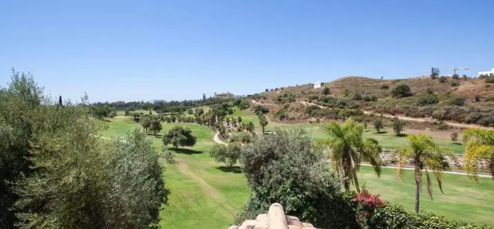 Sale of semi-detached house in Marbella 2