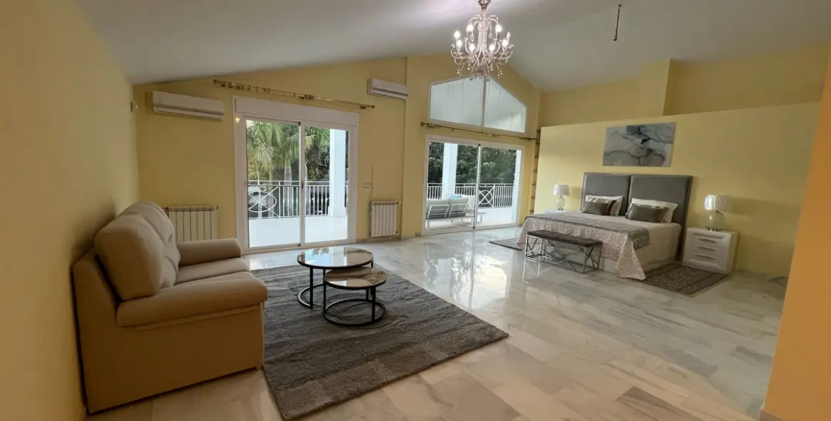 Долгосрочная аренда  отдельно стоящей виллы в Elviria 5