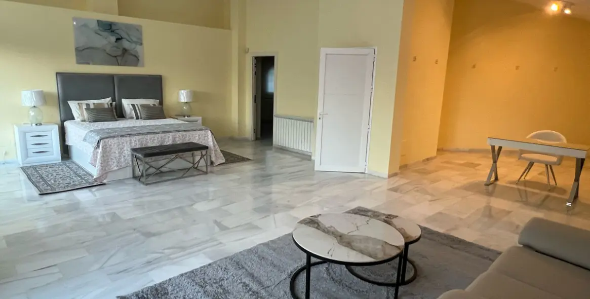 Долгосрочная аренда  отдельно стоящей виллы в Elviria 15