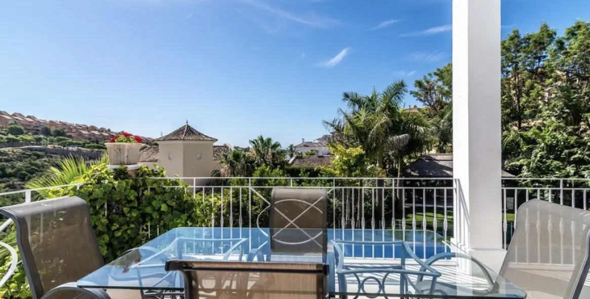 Долгосрочная аренда  отдельно стоящей виллы в Elviria 26