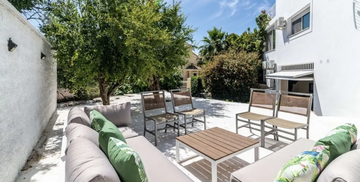 Долгосрочная аренда  отдельно стоящей виллы в Elviria 28