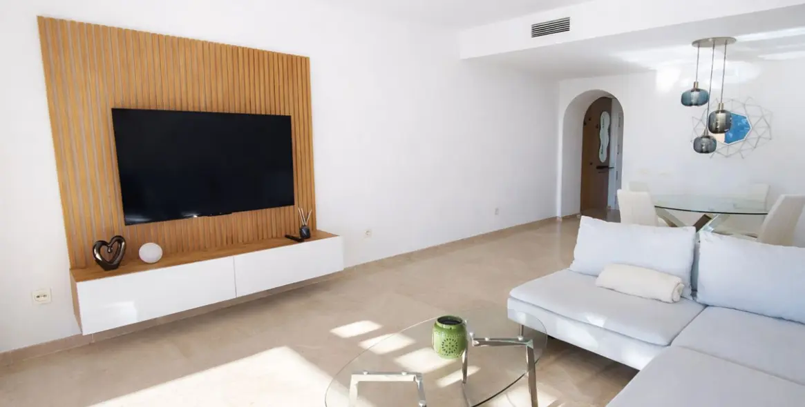 Долгосрочная аренда апартаментов на среднем этаже в Manilva 3