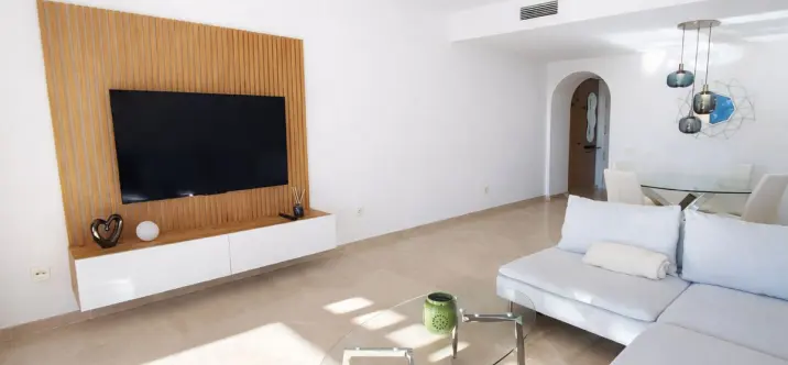 Долгосрочная аренда апартаментов на среднем этаже в Manilva 2